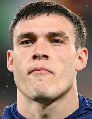 Угарте, Мануэль