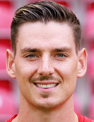 Каси, Антони