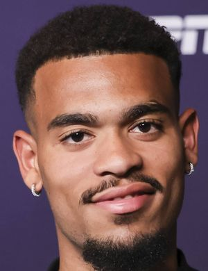 Нгонге, Сириль