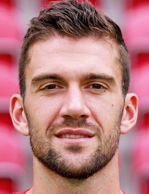 Белль, Штефан