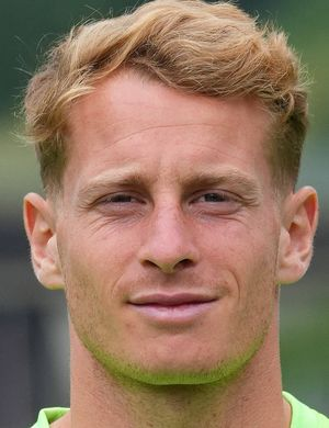 Коцца, Николас