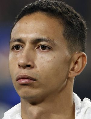 Джуниор, Мауро