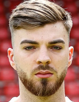 Нихус, Юлиан