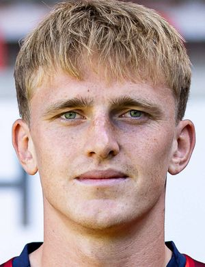 Кауфманн, Миккель