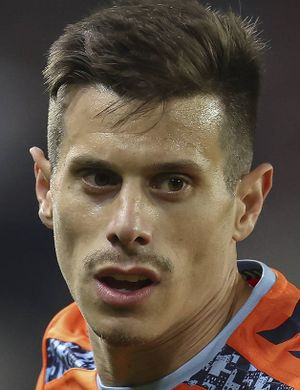 Гонсалес Мартинес, Альфонсо