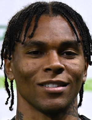 Лорьян, Арманд