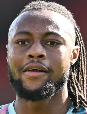 Семеньо, Антуан