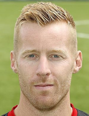 Ван Дуинен, Мике