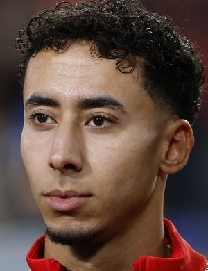 Салах-Эддин, Анас