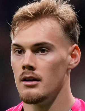 Йоргенсен, Филип