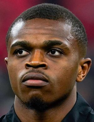 Калулу, Пьер