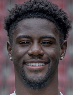 Мбуку, Натанаэль