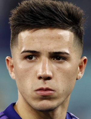 Фернандес, Энцо