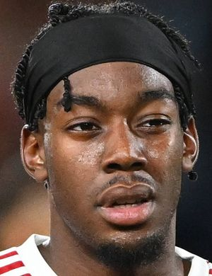 Эланга, Энтони