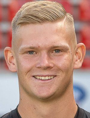 Чернут, Пауль