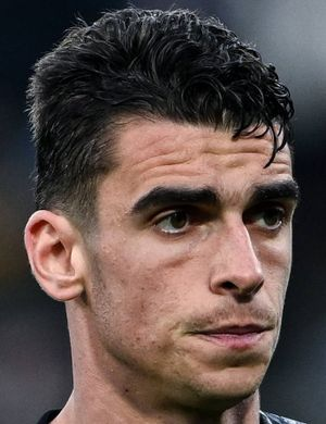 Оденхаль, Кас