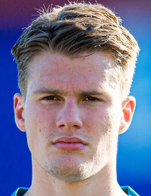 Йельде, Лео Фур