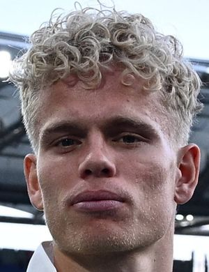 Нильсен, Оливер Провстгор