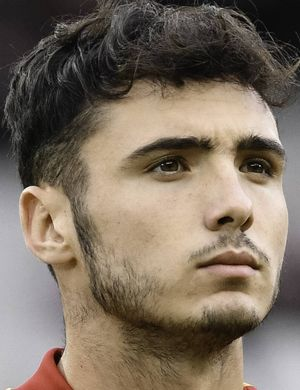 Арнау, Мартинес