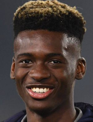 Айрогбунам, Тим