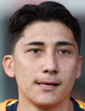 Илхан, Эмирхан