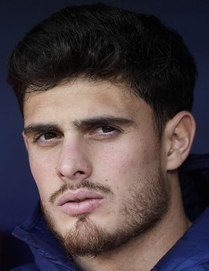 Эскивель Гамес, Сальвадор