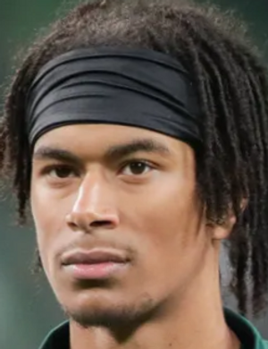 Ойеделе, Макси