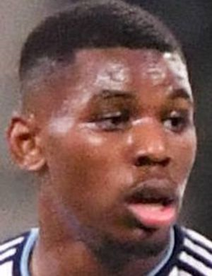 Дусе, Лоанн