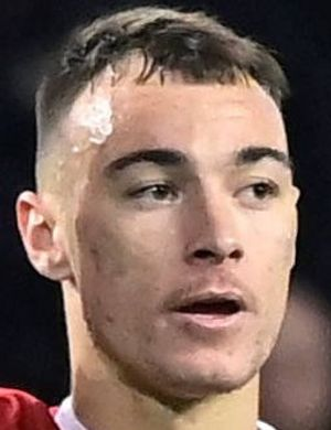 Пажис, Пабло