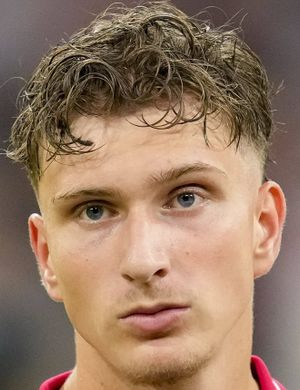 Годтс, Мика