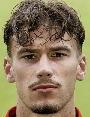 Смит, Милан