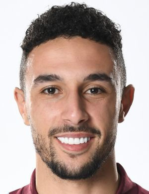 Намли, Йоунес