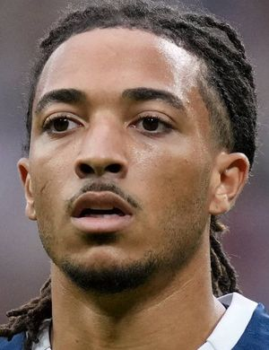 Колеошо, Лука