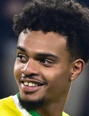 Акапанди, Матьё