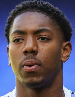 Льюис-Скелли, Майлс