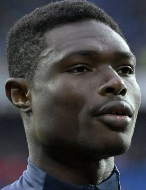 Аджеи Аджетей, Джонас