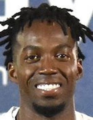 Васкес, Лукас