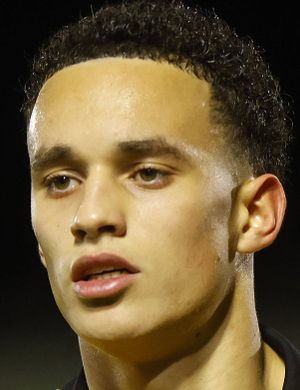 Сазерленд, Итан