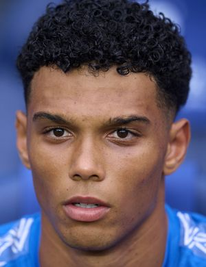 Это’о, Этьен