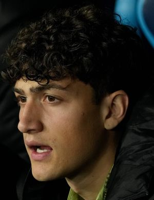 Франжелла, Кристиан