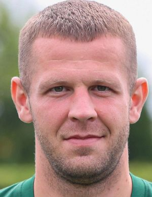 Вавро, Денис