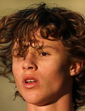 Комотто, Кристиан