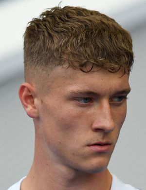 Таскер, Чарли Киан