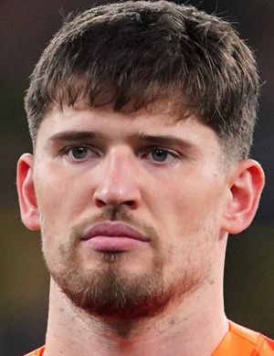 Кобель, Грегор