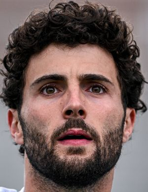 Кутроне, Патрик