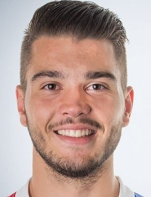 Жозе Пашеку, Педру