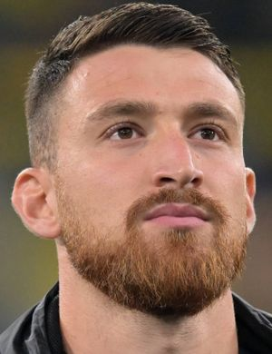 Озкан, Салих