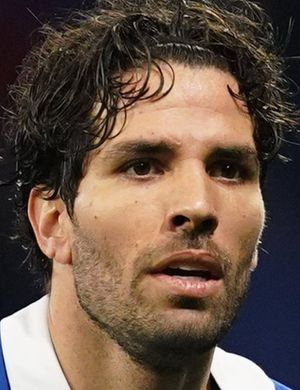 Кабрера, Леандро