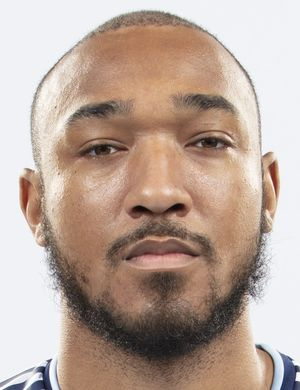 Корнелиус, Дерек