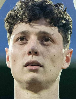 Крейци, Ладислав